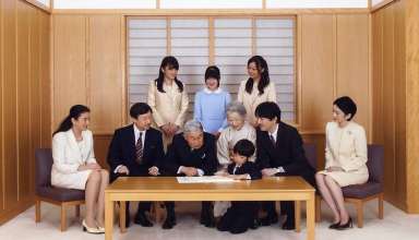 Princess Mako, Japanese Imperial Family, Kei Komuro, commoner, royal status, Japan