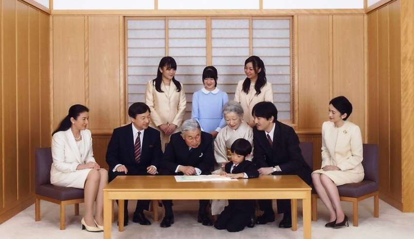 Princess Mako, Japanese Imperial Family, Kei Komuro, commoner, royal status, Japan